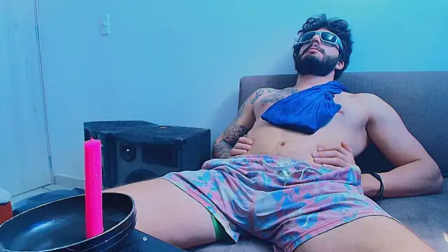 Chat XXX Live thomas_gun
