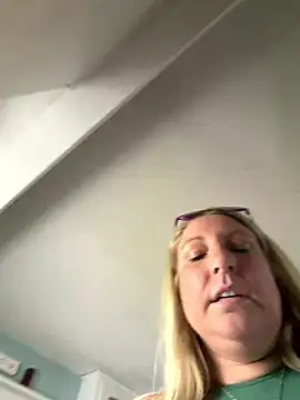 sweetkacibaby Chat XXX in diretta