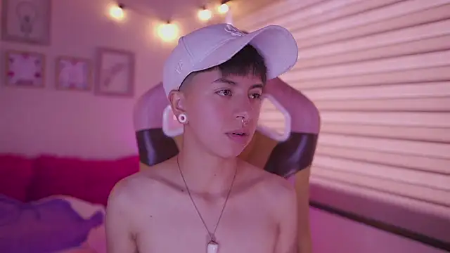 tommy_blue 现场XXX聊天