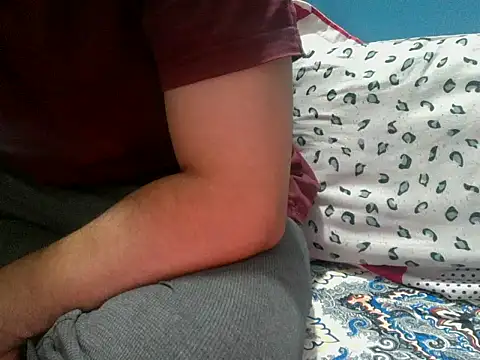 Precumboner Live XXX Chat