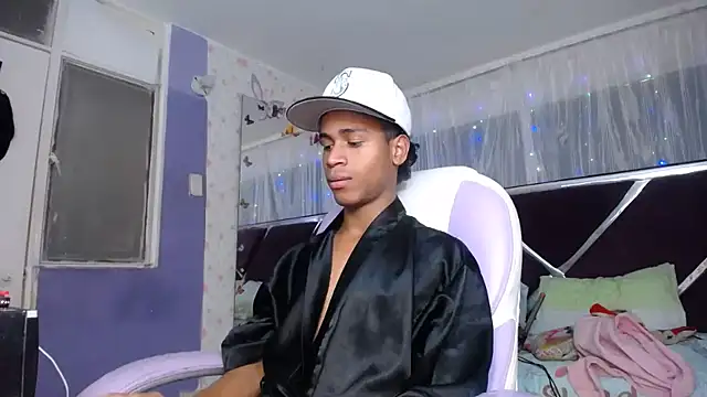 Santy_bigcock_01 Webcamshow