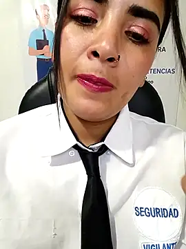 Chat XXX en directo de MAYE__13
