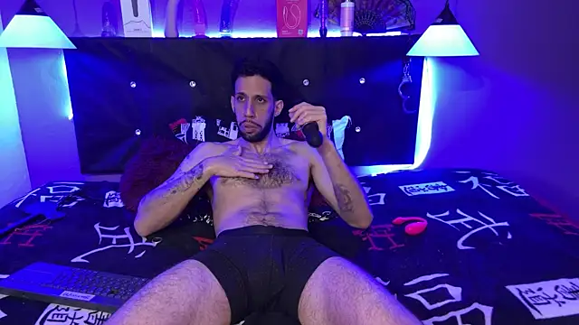 Karim_mansur webkamerás műsora