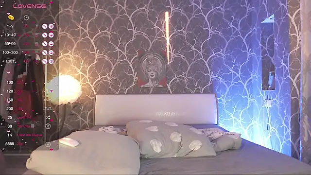 Chatroom XXX en direct de MiaMiaMeow