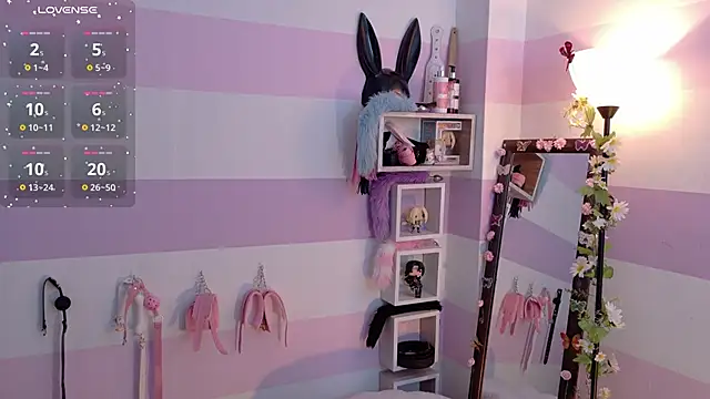 Catwhite_ élő XXX-chatje