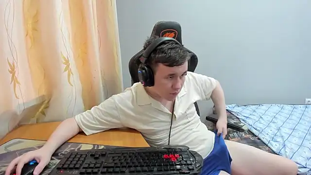 Chat +18 de iliaskrislove ao vivo