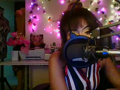 Anaconda2350 Chat XXX in diretta