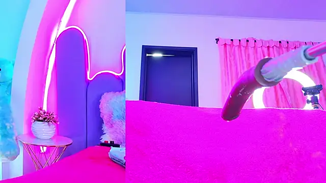 Chatroom XXX en direct de NathaxaLeans