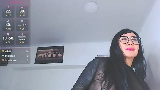 Vicky_hotmilf's Live XXX Chat