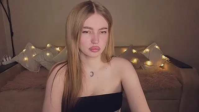 ViolettaLopezのライブXXXチャット
