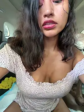 sexi_noemi: διαδικτυακό σόου στην κάμερα