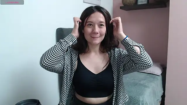 lanna_1878 Chat XXX live