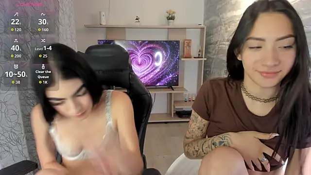 lorraineHunter's Live XXX Chat