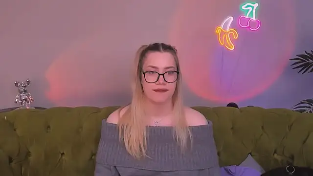 Chat +18 de blonde_angell ao vivo