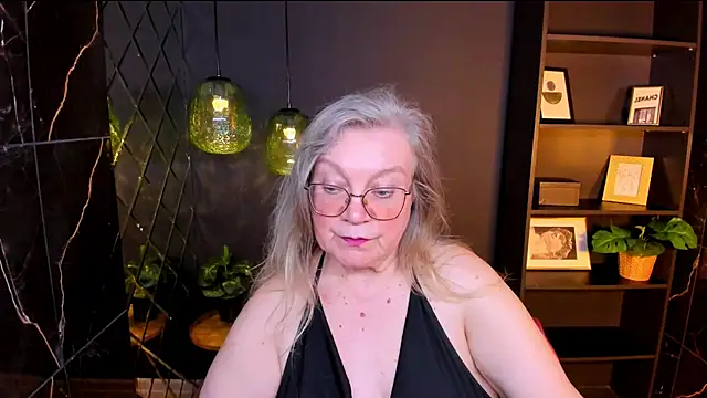 NataliMellow's Live XXX Chat