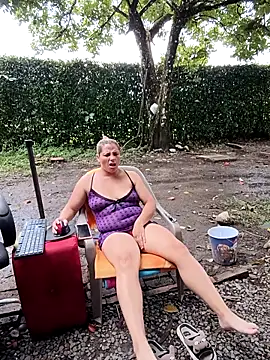 XXX chat uživo modela hotandfierylatinos2023