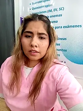 _Susy-Office1 – Naživo XXX chat