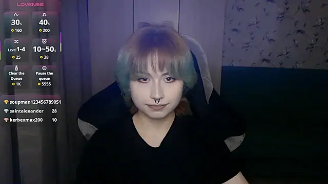 LeisaHopperstad's Webcam Show