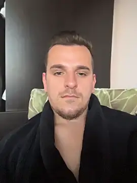 Huge_cock22cm's Webcam Show
