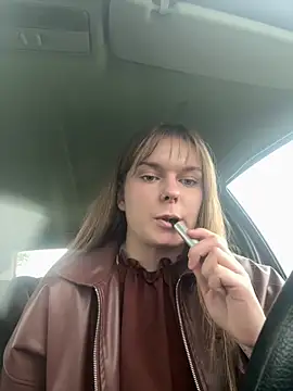 LisaFreierxx Webcam-Show