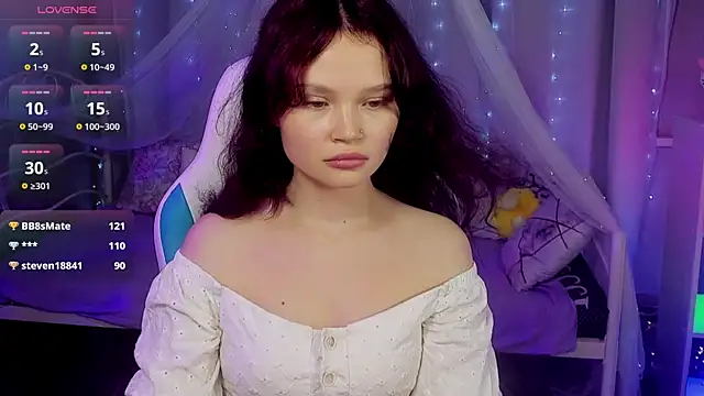 EmilyChaves: онлайн-секс-чат