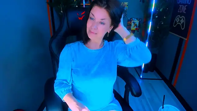 AnaMills Chat XXX live