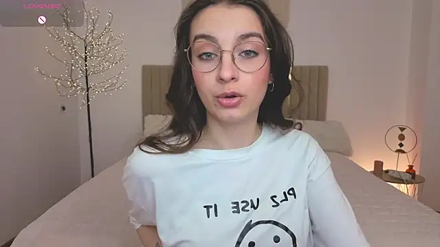 Real_cutie1 Adlı Modelin Web Kamerası Şovu