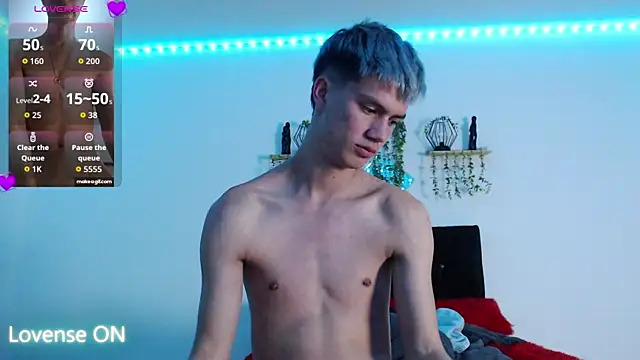nicktorn élő XXX-chatje
