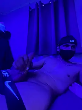 عرض كام Cloudd_Kingg_Iceyyy