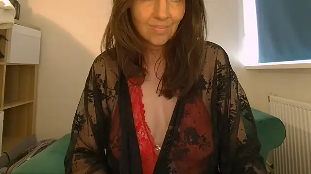 Ella_Next_Door webcam show