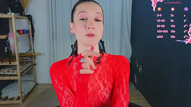 laracroftmansion's Webcam Show