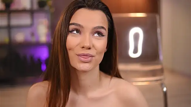 دردشة Lena_Laurent الجنسية المباشرة