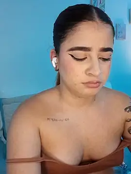 martina_connor1's Live XXX Chat