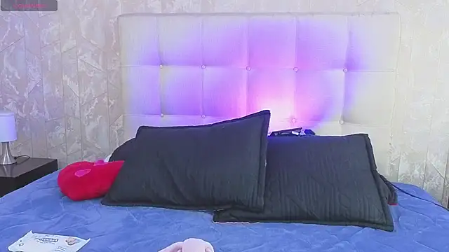 Živý XXX chat _sharlotte777