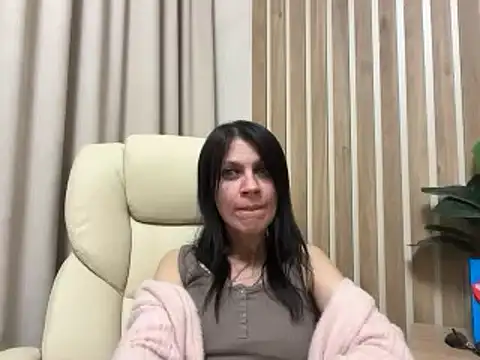 InjaAtHome Chat XXX in diretta