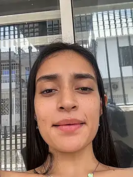 دردشة leilani_X الجنسية المباشرة