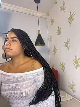 Chat +18 de Laia_white ao vivo