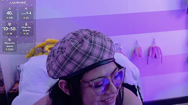 Catwhite_ Live XXX-Chat