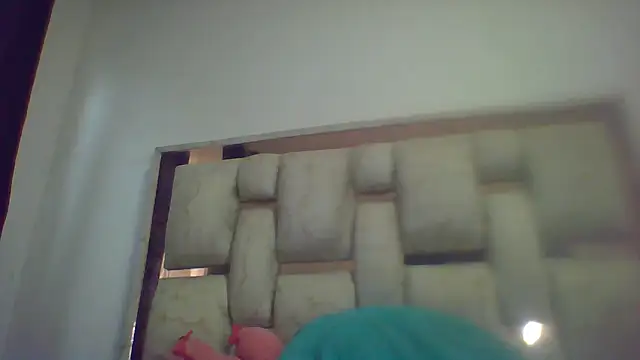 Valery_Star_p Show in webcam