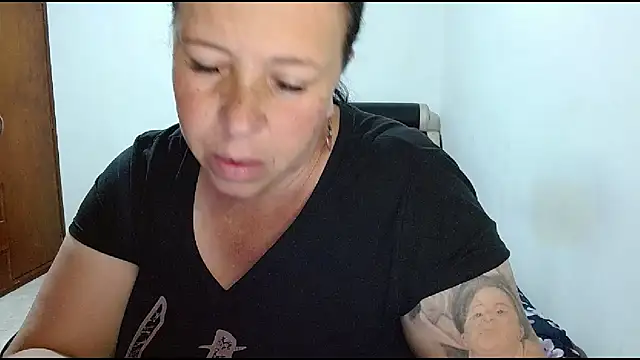 LauraMallioni 라이브 XXX 채팅