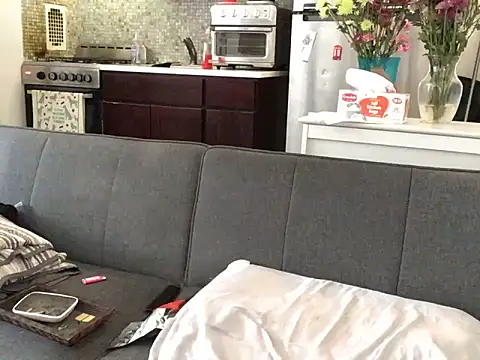 littyleesh1's Webcam Show