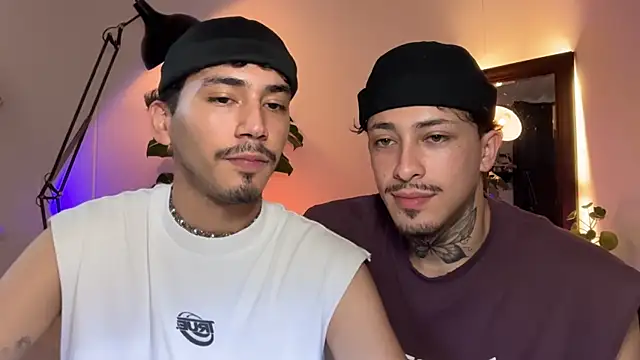 Noah_and_Steven webcam show