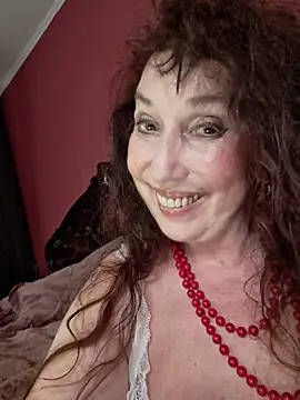GypsyEsmeralda Webcam-Show