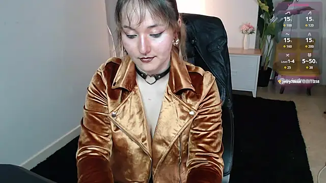 Crystal-dreamt's Webcam Show