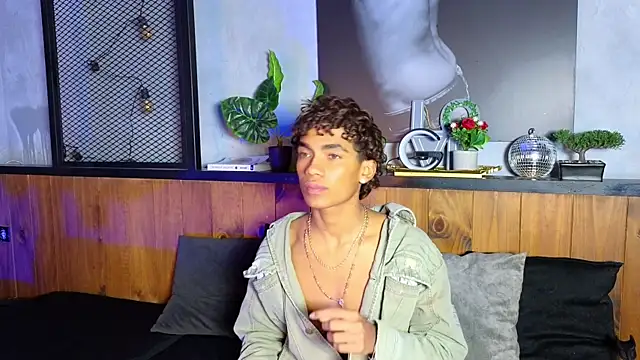 AlanCutee Live XXX-chat