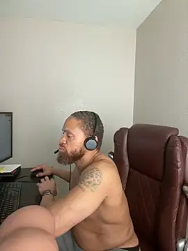 Fathero1time live XXX chat