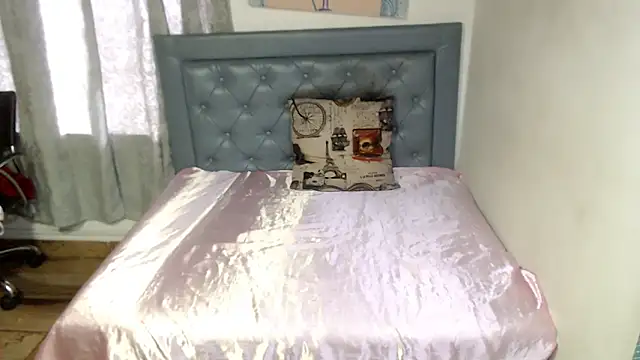 sarah_aguilar's Live XXX Chat