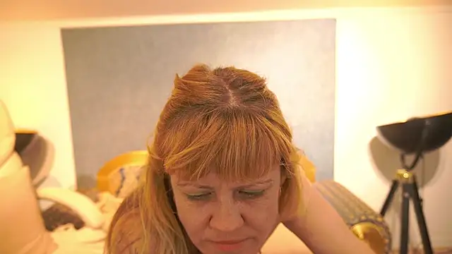 Chat +18 de BellaLaPetit ao vivo