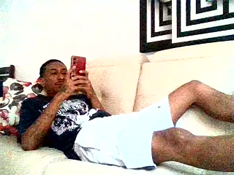 mellow_smoken Live XXX chat