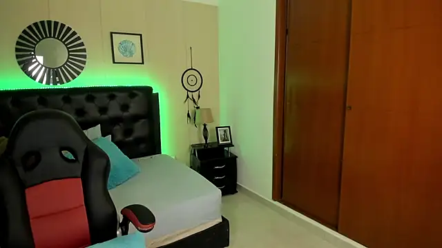 Sembang XXX Secara Langsung LolaVillalobos